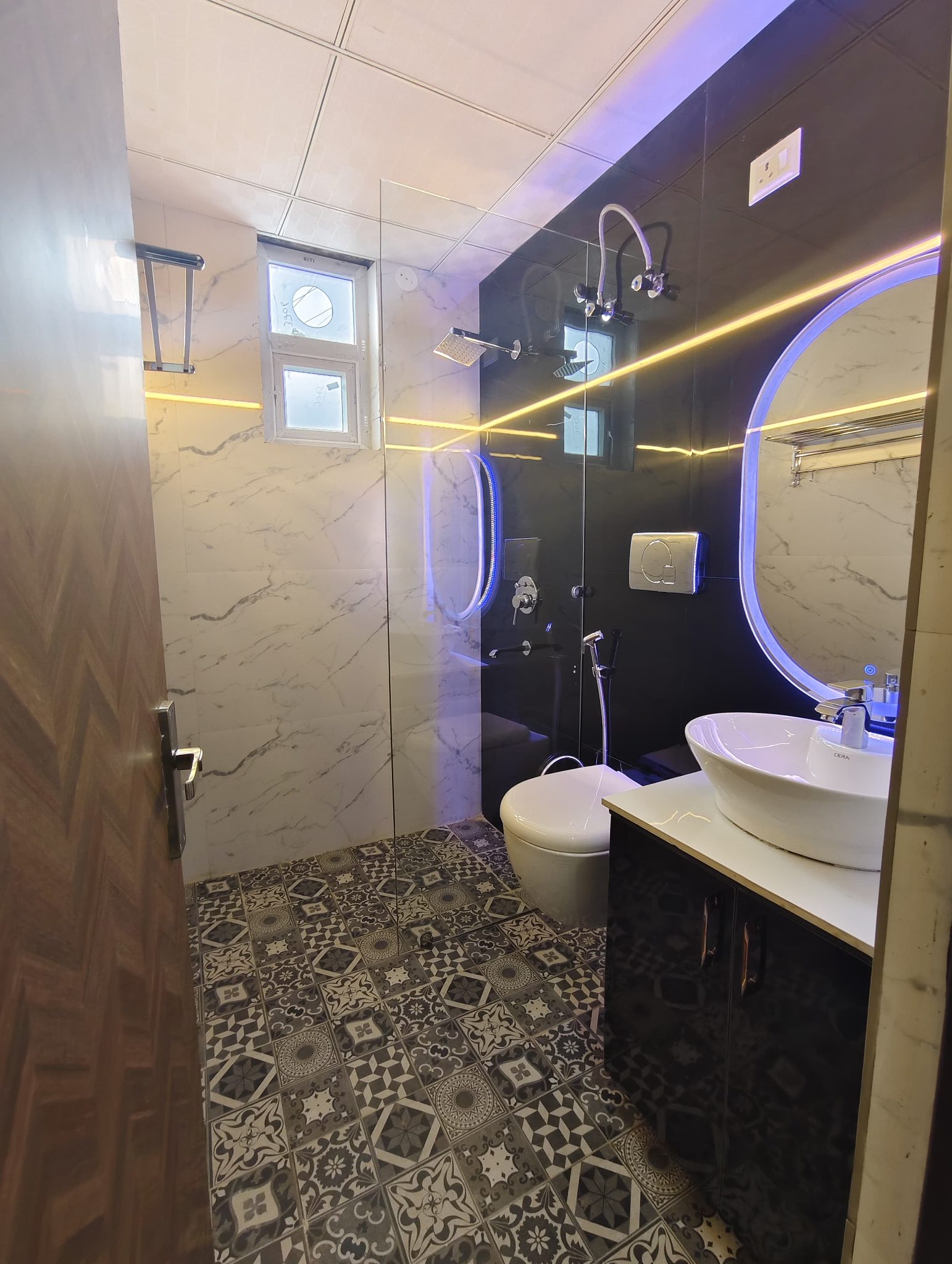 Trinity Solitaire – Gautam Buddha Nagar – Property photo 5